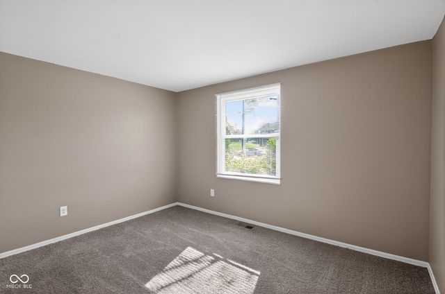 1717 S 9th Avenue, Beech Grove, IN 46107