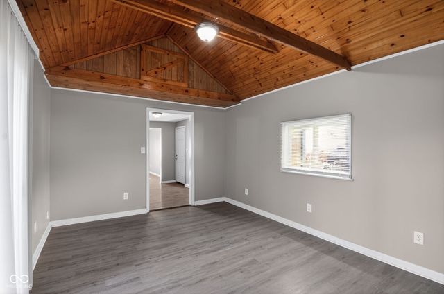 1717 S 9th Avenue, Beech Grove, IN 46107