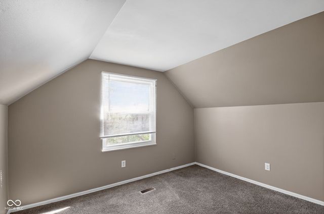1717 S 9th Avenue, Beech Grove, IN 46107