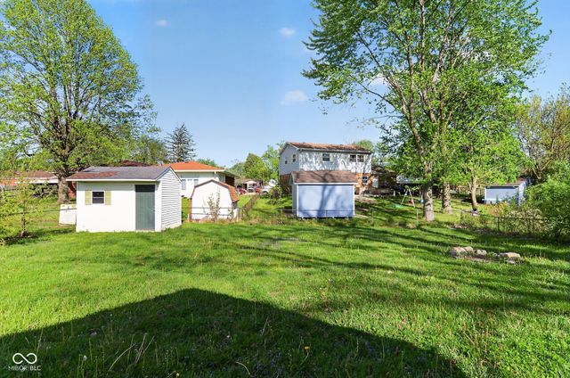 1717 S 9th Avenue, Beech Grove, IN 46107