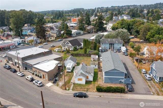 5709 3rd Avenue, Ferndale, WA 98248
