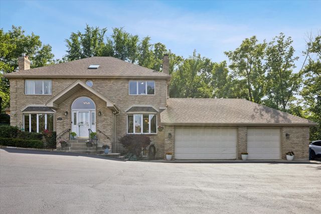 11131 Dineff Road, Lemont, IL 60439