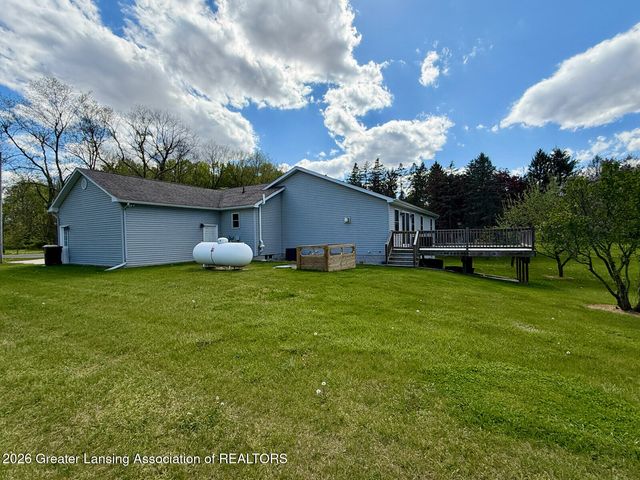 7920 Clark Road, Grand Ledge, MI 48837