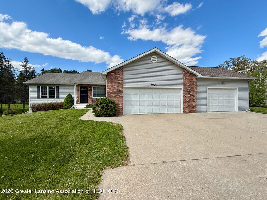 7920 Clark Road, Grand Ledge, MI 48837