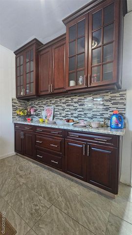 2315 Kansas Avenue, Saginaw, MI 48601