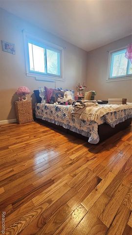 2315 Kansas Avenue, Saginaw, MI 48601