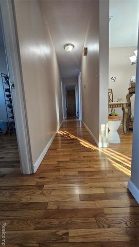 2315 Kansas Avenue, Saginaw, MI 48601