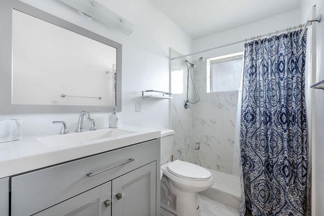 2523 DUDLEY Drive W B, West Palm Beach, FL 33415