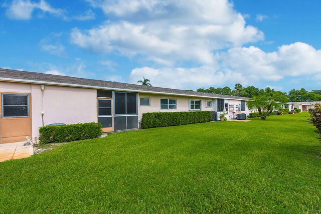 2523 DUDLEY Drive W B, West Palm Beach, FL 33415