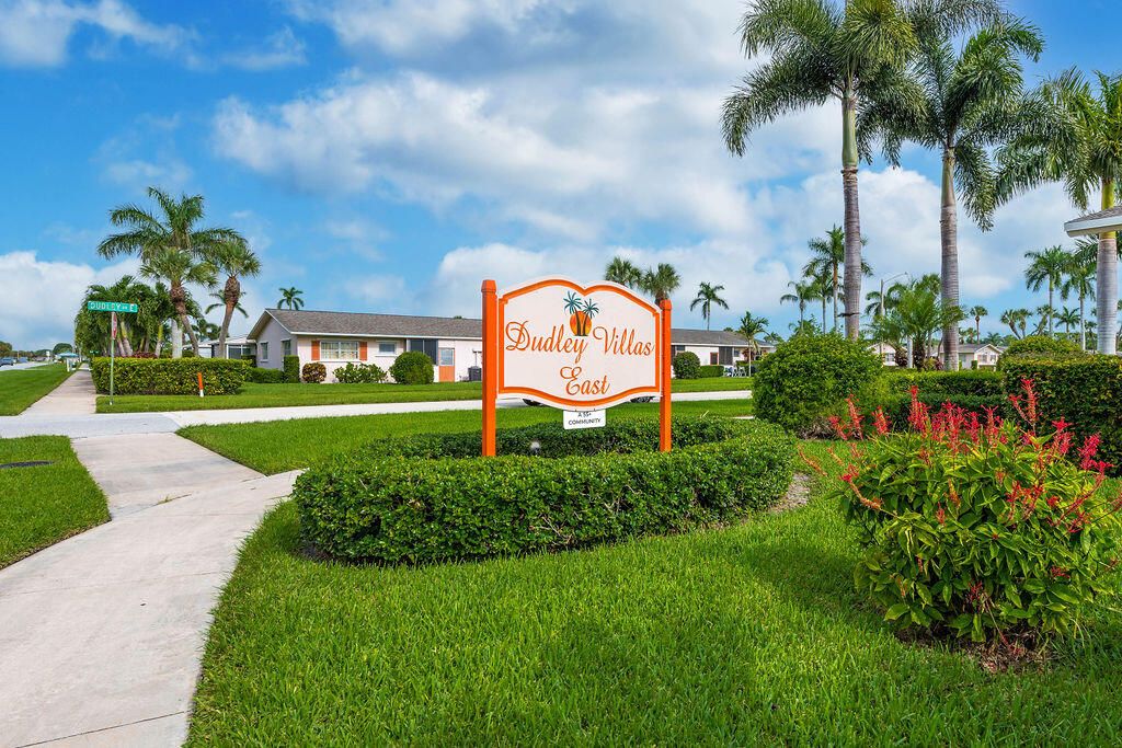 2523 DUDLEY Drive W B, West Palm Beach, FL 33415