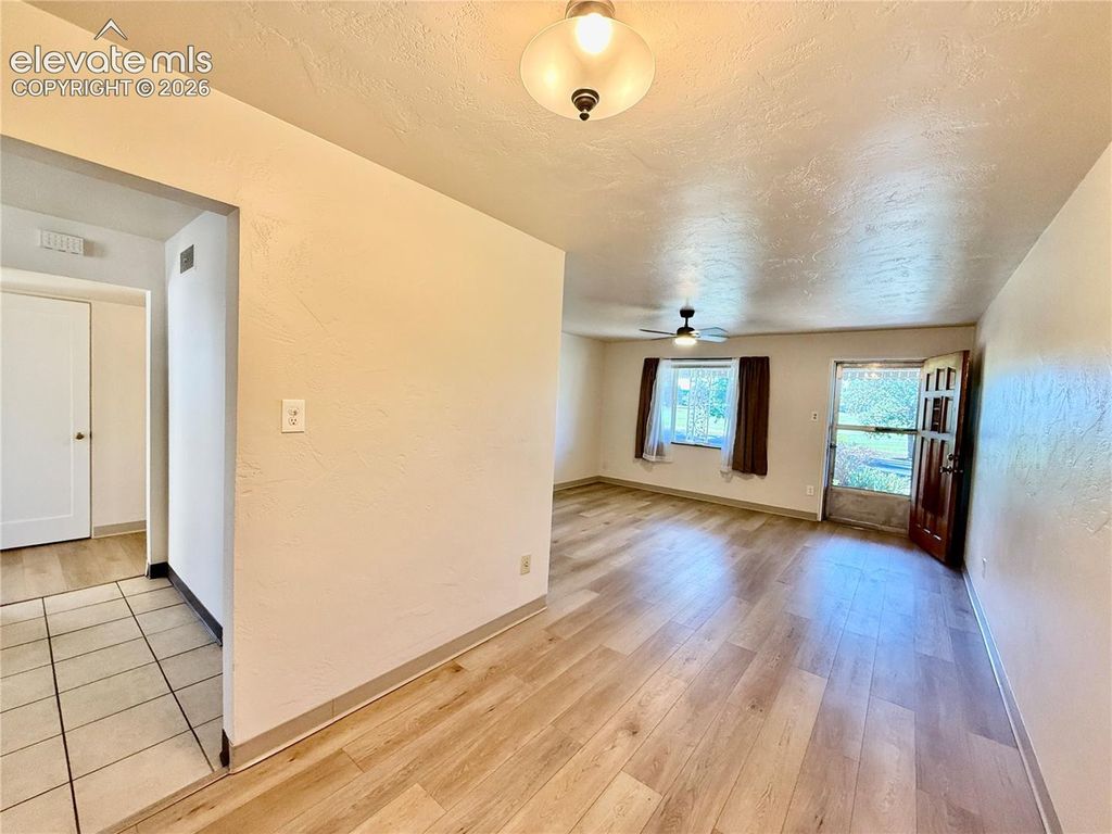 1304 E Pikes Peak Avenue, Colorado Springs, CO 80909 — photo 4