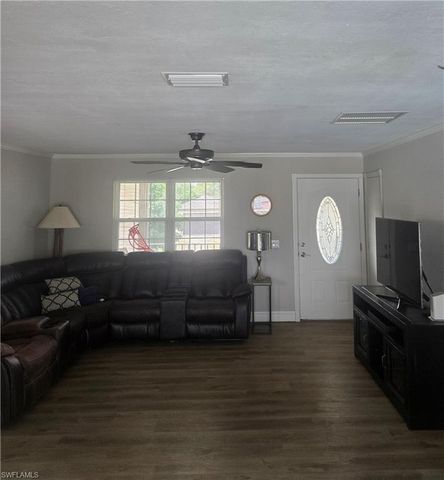 8093 Anhinga RD, Fort Myers, FL 33967