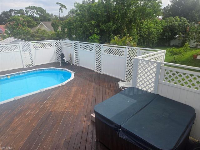 8093 Anhinga RD, Fort Myers, FL 33967