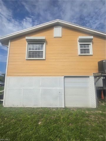 8093 Anhinga RD, Fort Myers, FL 33967