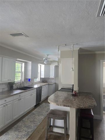 8093 Anhinga RD, Fort Myers, FL 33967