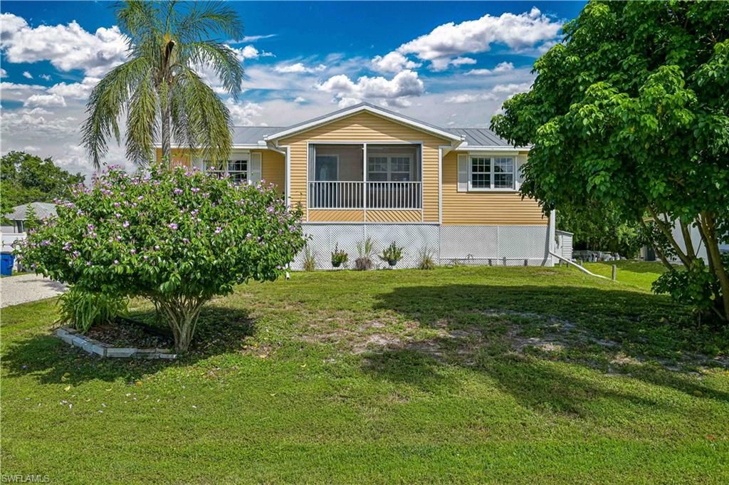 8093 Anhinga RD, FORT MYERS, FL 33967 — photo 2
