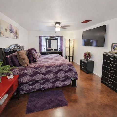 2900 Fitzhugh Avenue, Fort Worth, TX 76105