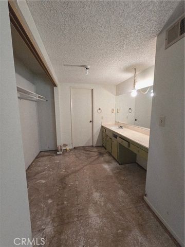 1964 Sierra Court, Merced, CA 95340