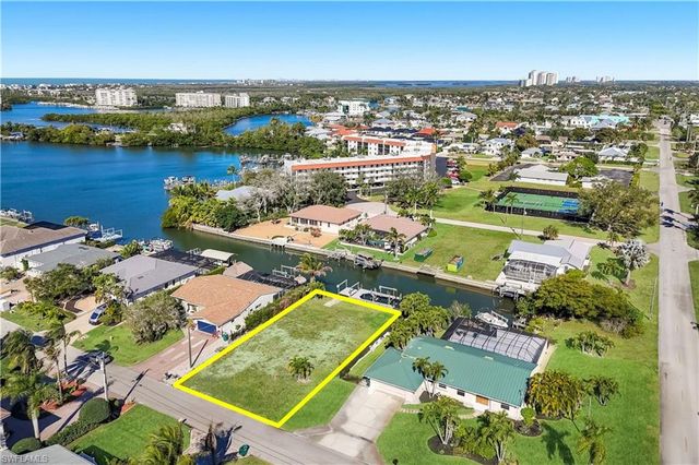 207 6th ST, Bonita Springs, FL 34134