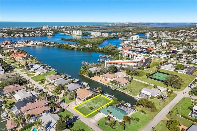 207 6th ST, Bonita Springs, FL 34134