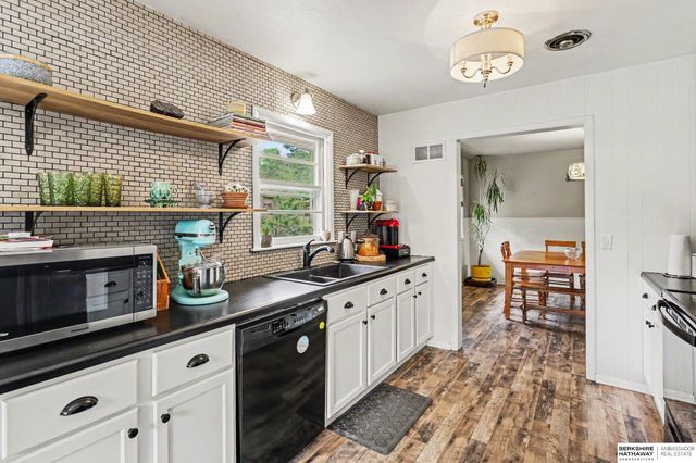 4615 Bryson Street, Lincoln, NE 68510
