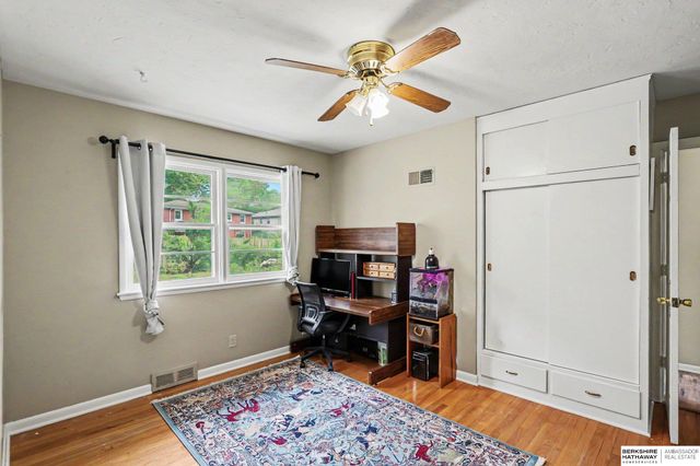 4615 Bryson Street, Lincoln, NE 68510