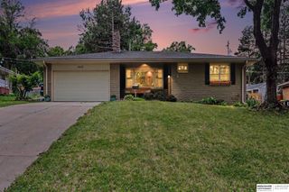 4615 Bryson Street, Lincoln, NE 68510
