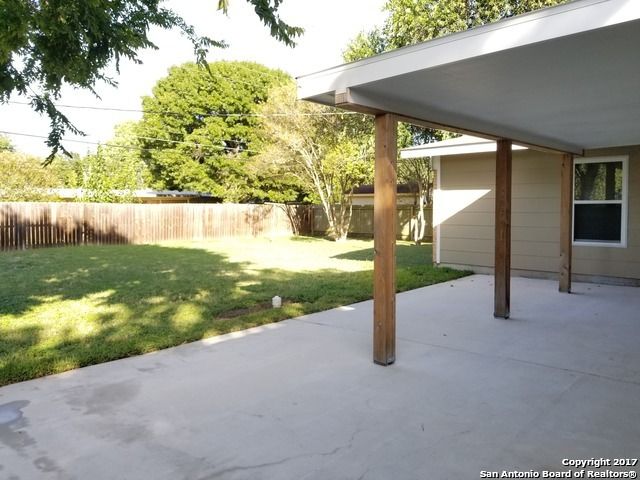 214 BEECHWOOD AVE, Universal City, TX 78148