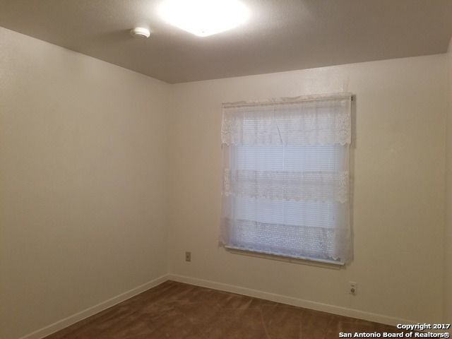 214 BEECHWOOD AVE, Universal City, TX 78148