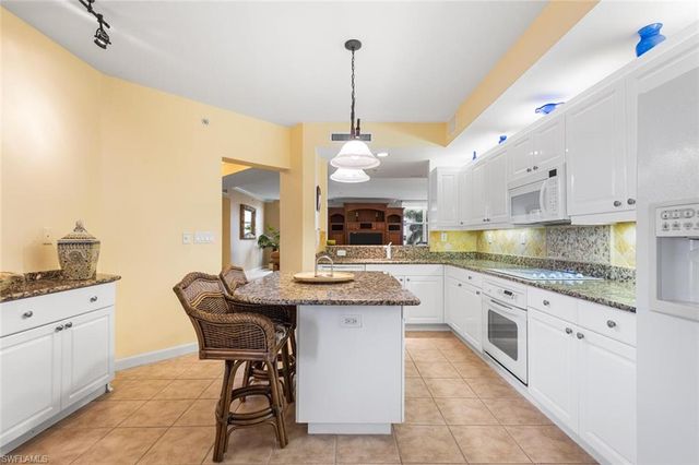 14250 Royal Harbour CT # 416, Fort Myers, FL 33908