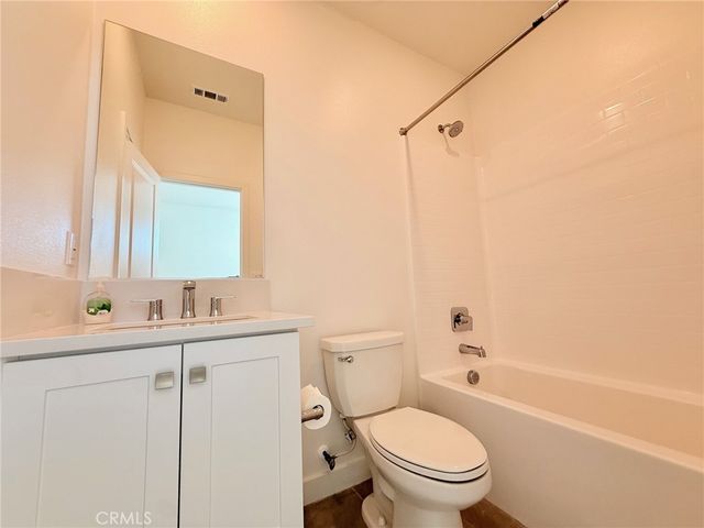 1677 W Lincoln 103, Anaheim, CA 92801