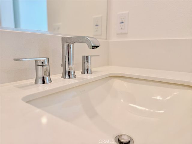 1677 W Lincoln 103, Anaheim, CA 92801