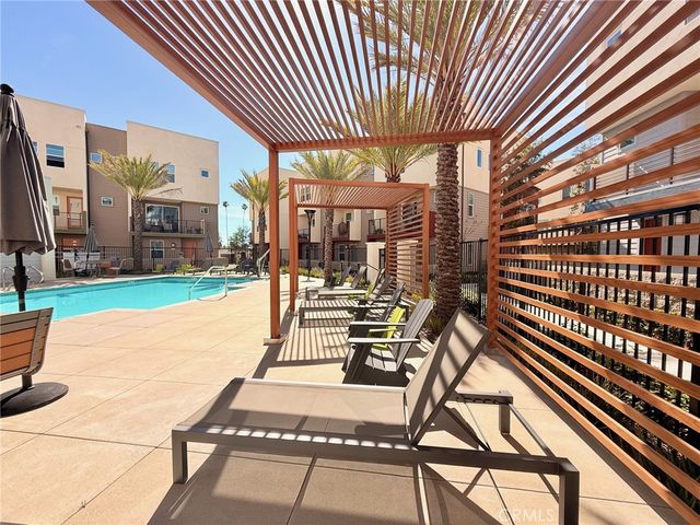 1677 W Lincoln 103, Anaheim, CA 92801