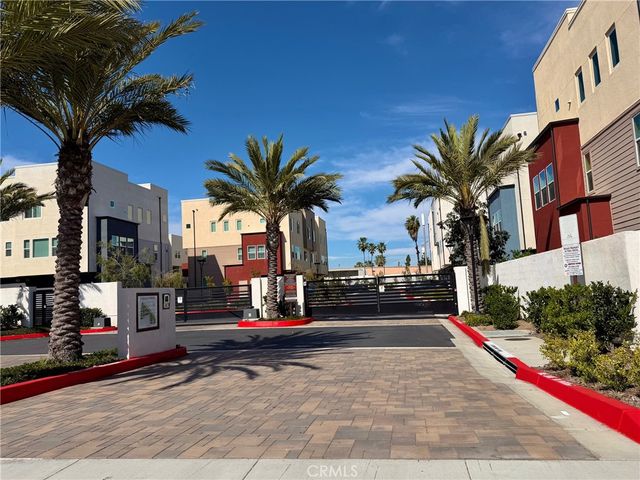 1677 W Lincoln 103, Anaheim, CA 92801