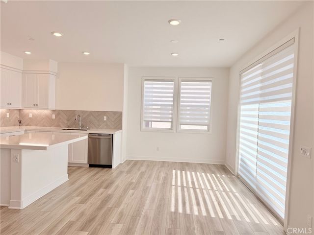 1677 W Lincoln 103, Anaheim, CA 92801