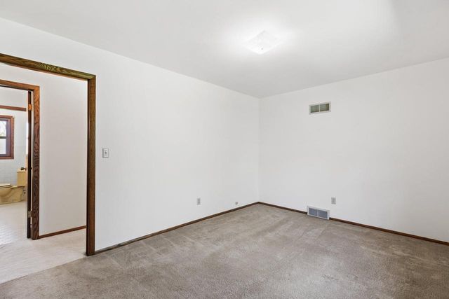 10538 Robinwood COURT, Cedarburg, WI 53012