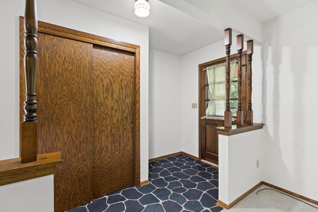 10538 Robinwood COURT, Cedarburg, WI 53012