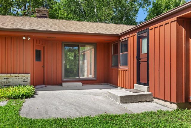 10538 Robinwood COURT, Cedarburg, WI 53012