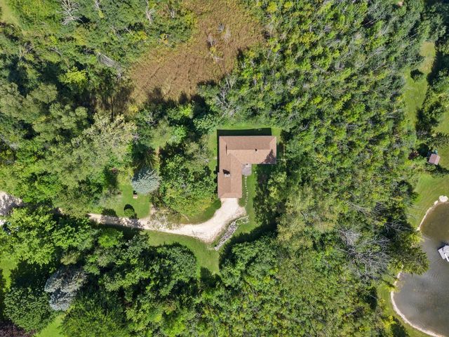 10538 Robinwood COURT, Cedarburg, WI 53012