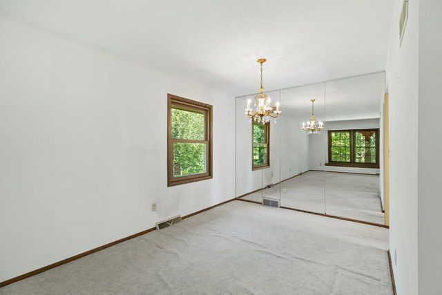 10538 Robinwood COURT, Cedarburg, WI 53012