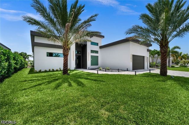 2833 SW 17th PL, Cape Coral, FL 33914