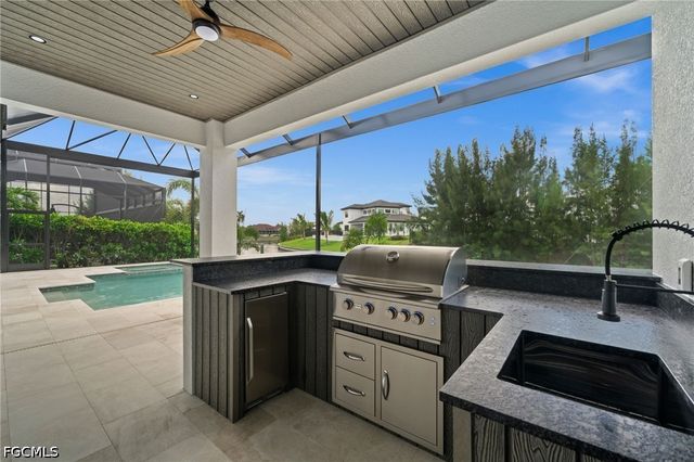 2833 SW 17th PL, Cape Coral, FL 33914