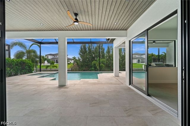 2833 SW 17th PL, Cape Coral, FL 33914