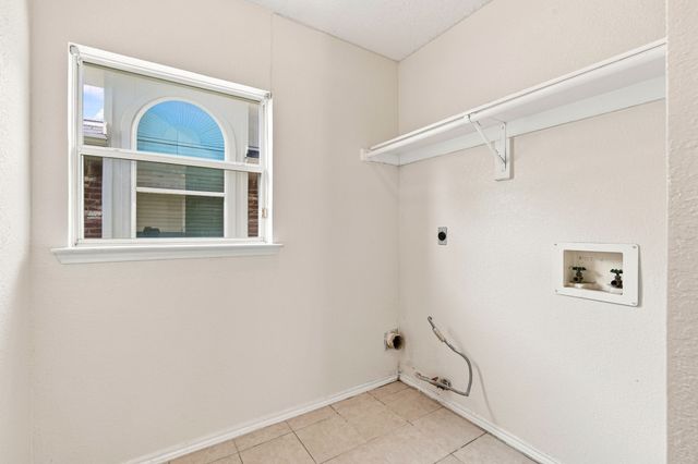 1813 Pendleton Road, Rowlett, TX 75089
