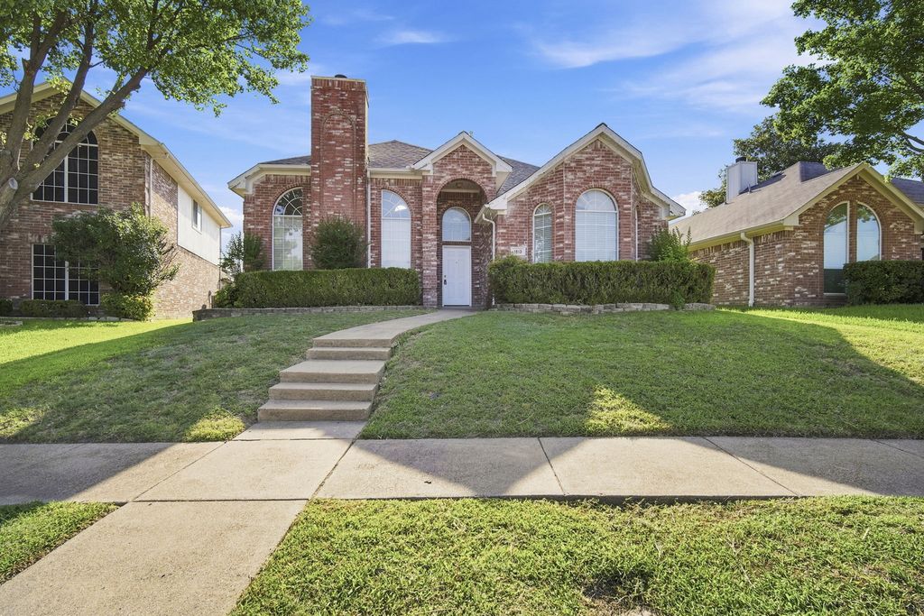 1813 Pendleton Road, Rowlett, TX 75089