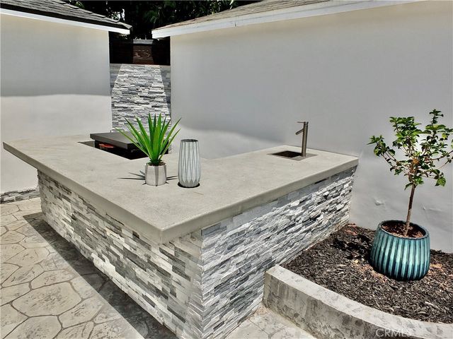 5218 Bellflower, Lakewood, CA 90713
