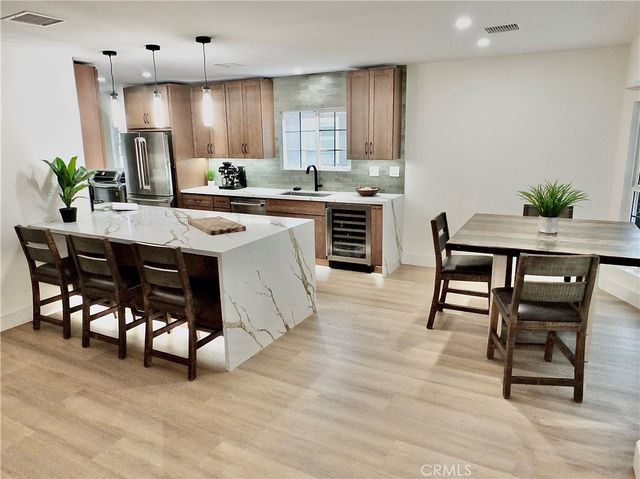 5218 Bellflower, Lakewood, CA 90713