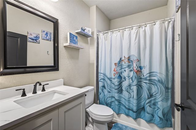 106 Paseo Patricia, Gun Barrel City, TX 75156