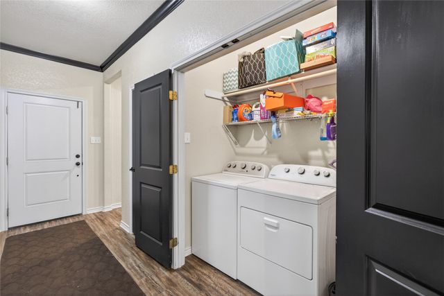 106 Paseo Patricia, Gun Barrel City, TX 75156