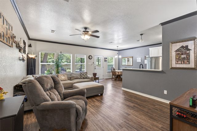 106 Paseo Patricia, Gun Barrel City, TX 75156